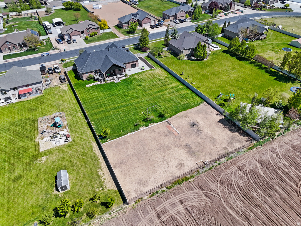 1909 CAMERON DR West Haven, UT 84401