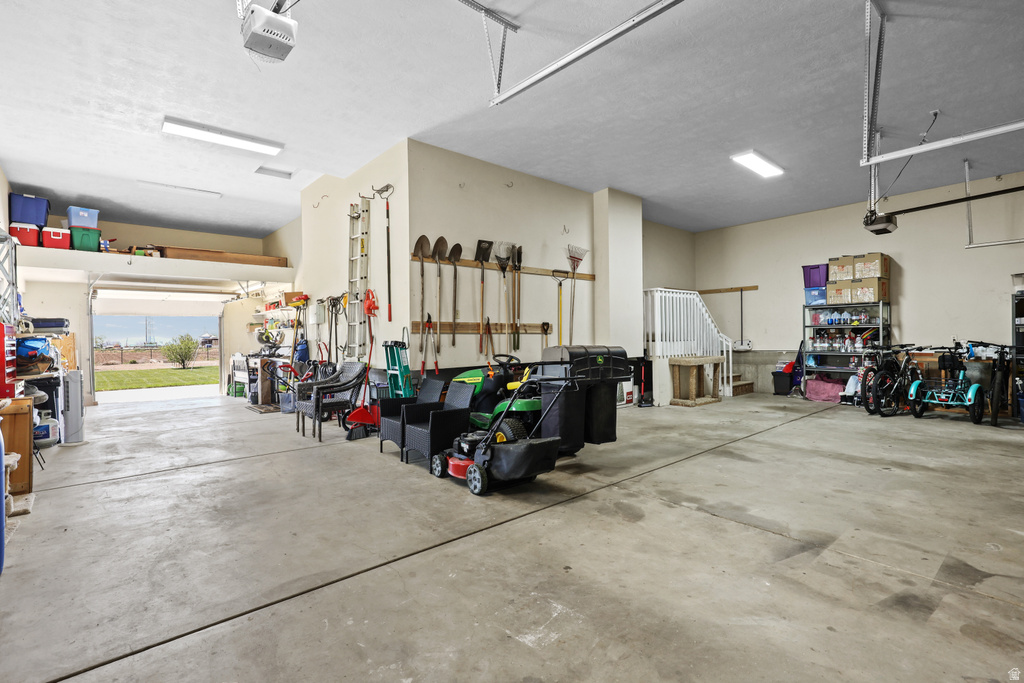 1909 CAMERON DR West Haven, UT 84401
