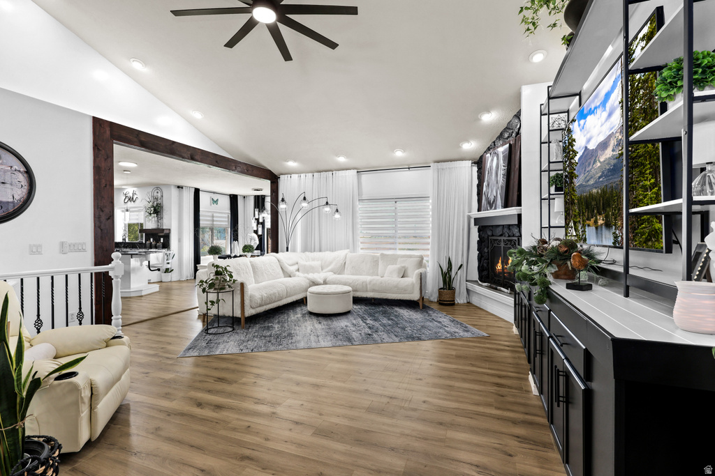 1909 CAMERON DR West Haven, UT 84401