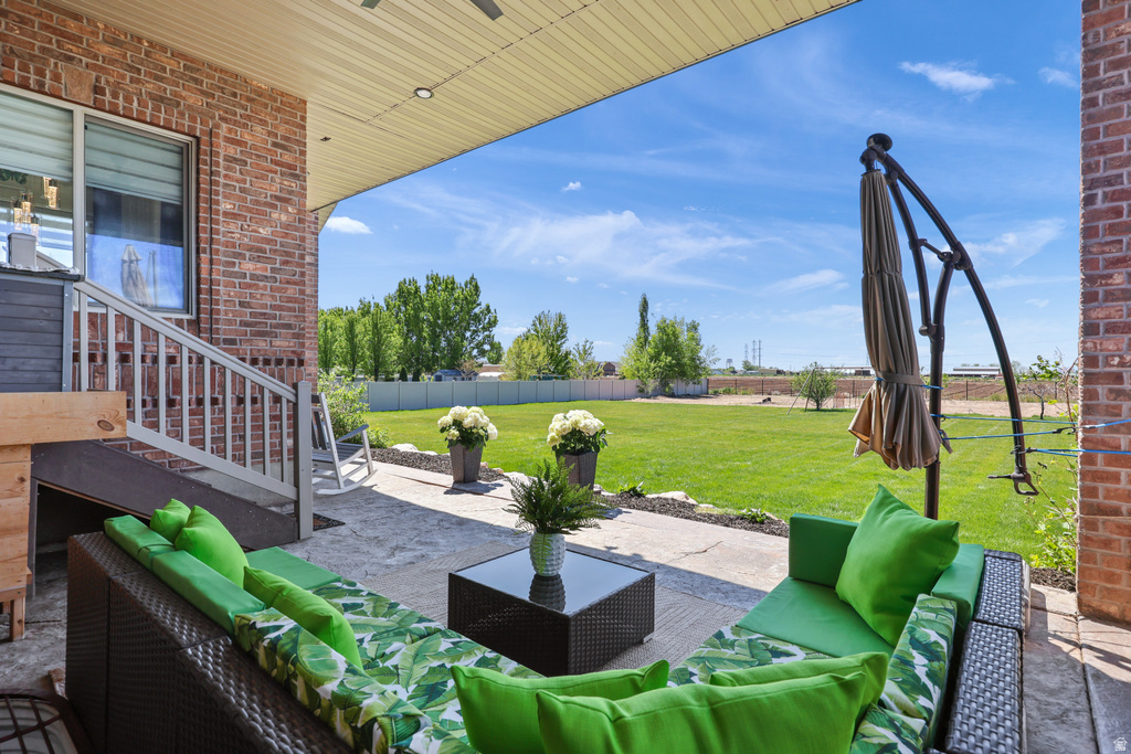 1909 CAMERON DR West Haven, UT 84401