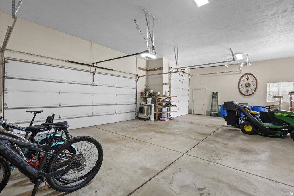 1909 CAMERON DR West Haven, UT 84401