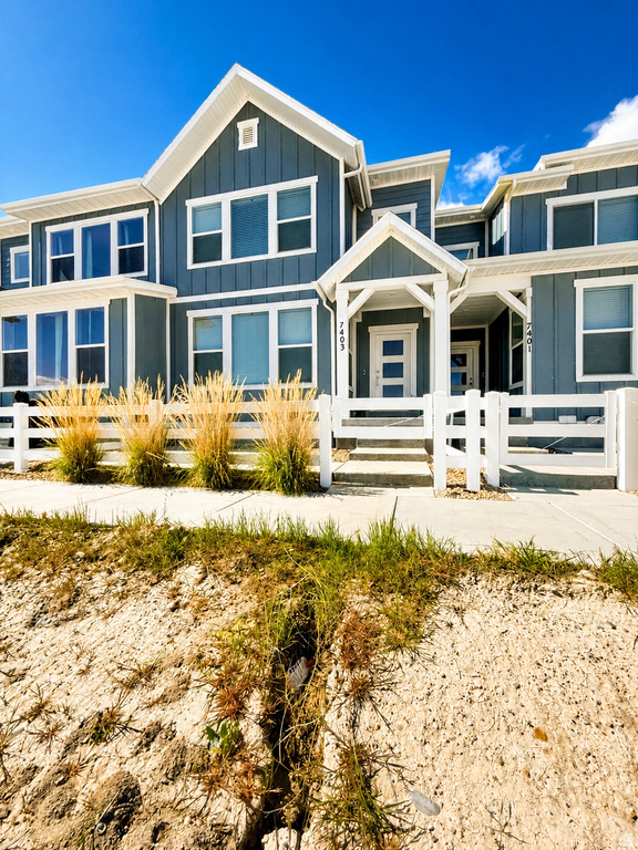 7403 S OLIVINE RIVER LN West Jordan, UT 84081