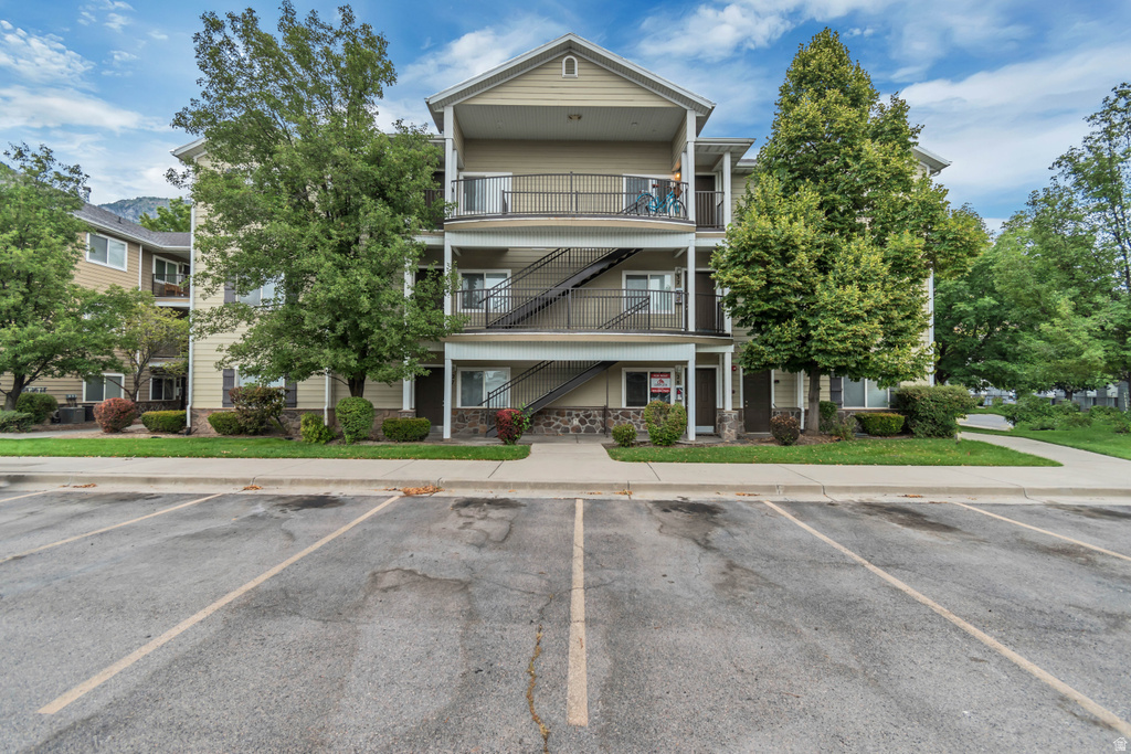 397 S STATE ST #33 Provo, UT 84606