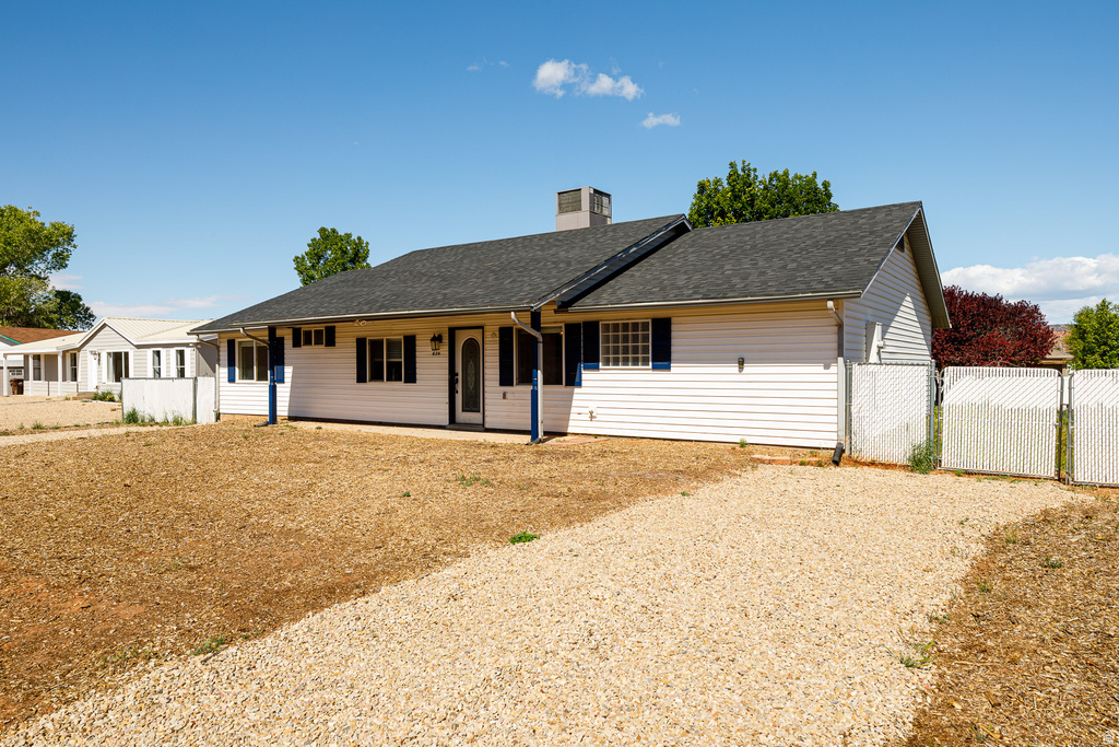 624 S HILLSIDE DR Kanab, UT 84741