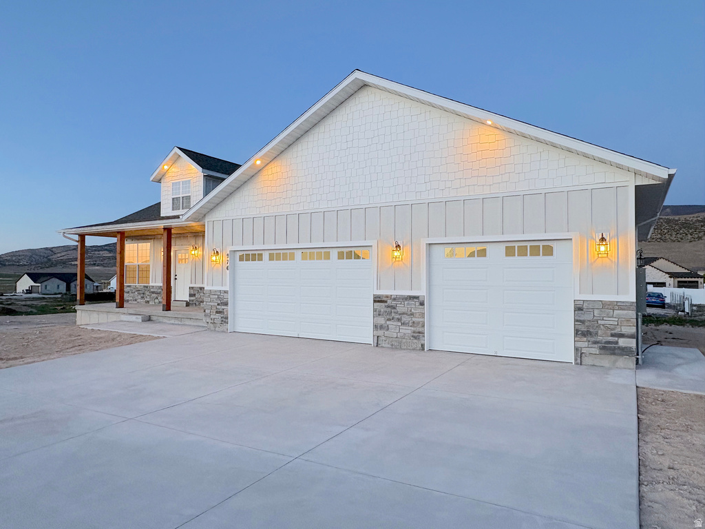 976 N 180 W photo 3