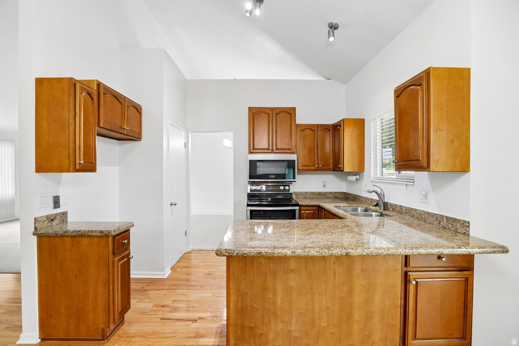 5879 W DIXIE DR West Valley City, UT 84128