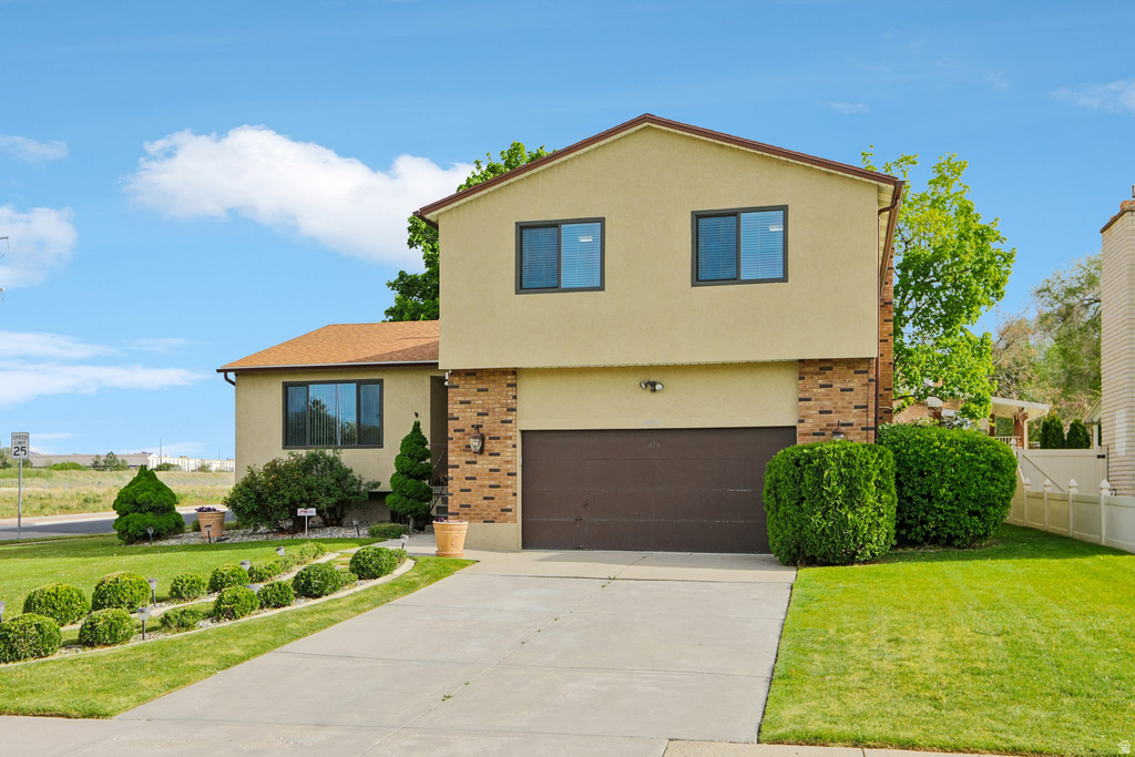 5879 W DIXIE DR West Valley City, UT 84128