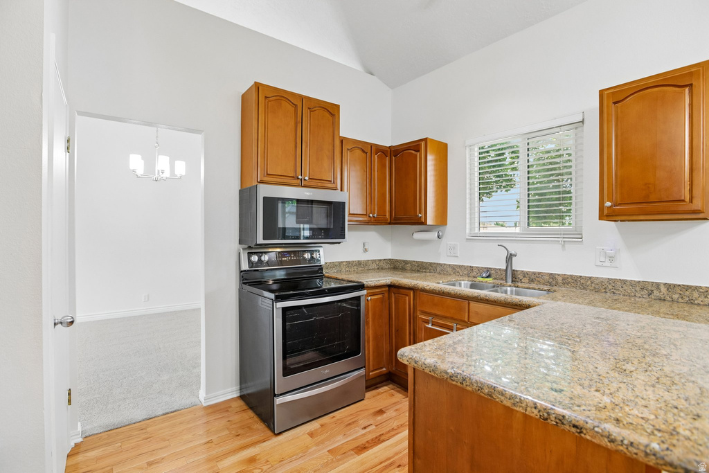 5879 W DIXIE DR West Valley City, UT 84128