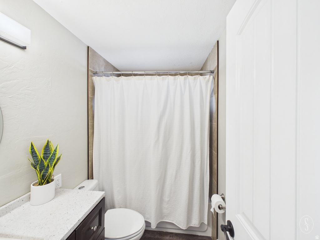 215 W 700 N Clearfield, UT 84015