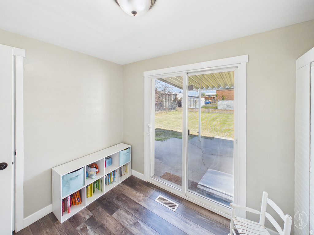 215 W 700 N Clearfield, UT 84015