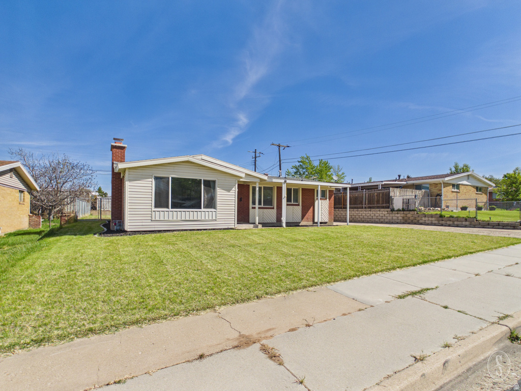215 W 700 N Clearfield, UT 84015