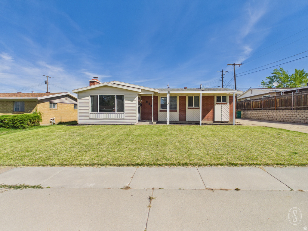 215 W 700 N Clearfield, UT 84015