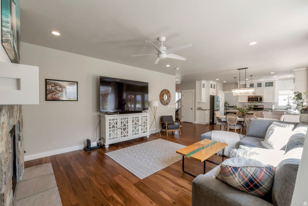 6729 W CLEAR WATER DR Herriman, UT 84096