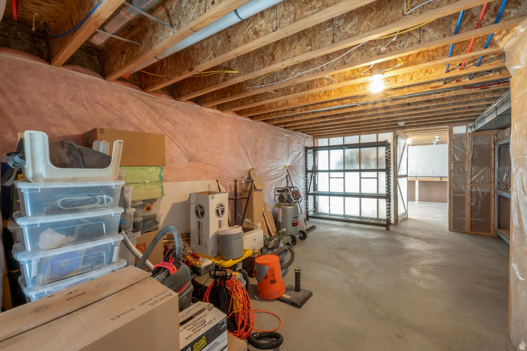 6729 W CLEAR WATER DR Herriman, UT 84096