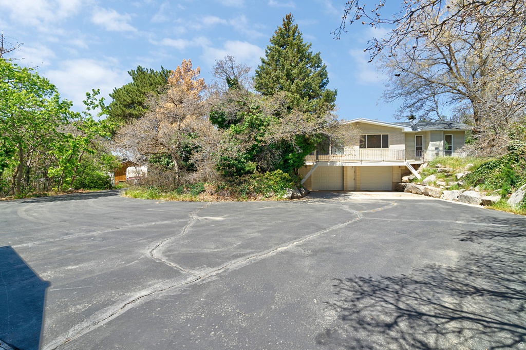 2342 E COMBE RD Uintah, UT 84403