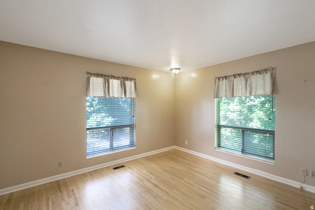 2342 E COMBE RD Uintah, UT 84403