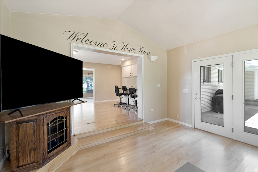 2342 E COMBE RD Uintah, UT 84403