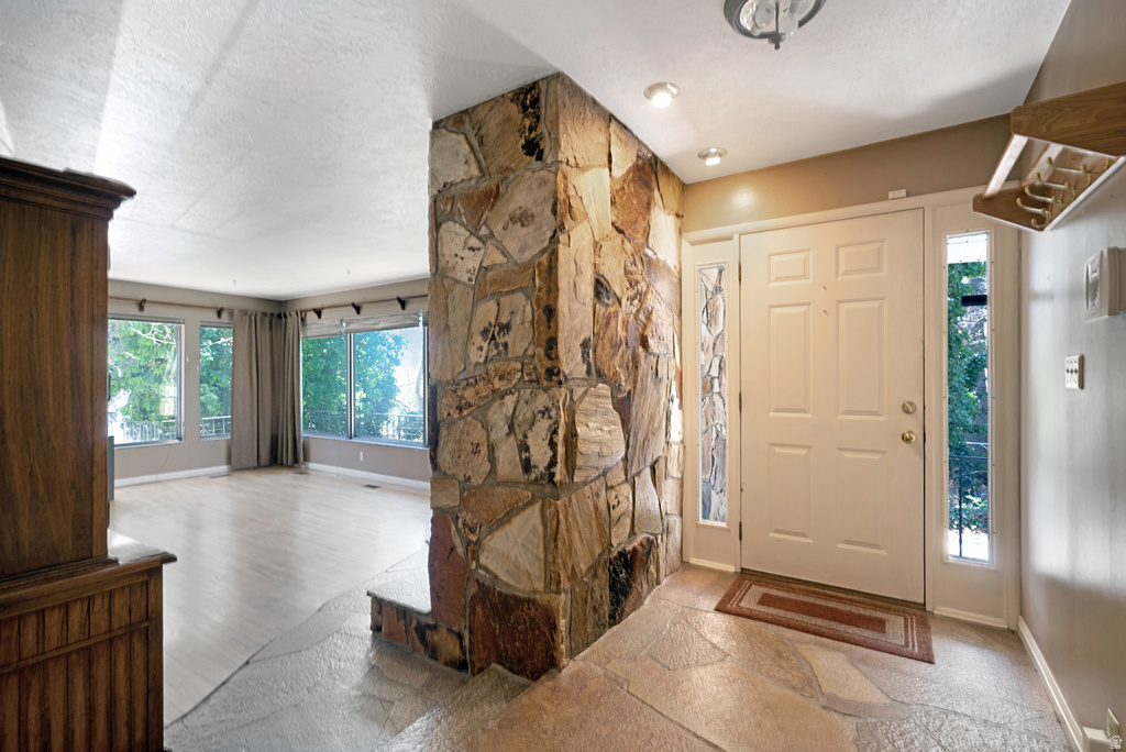 2342 E COMBE RD Uintah, UT 84403