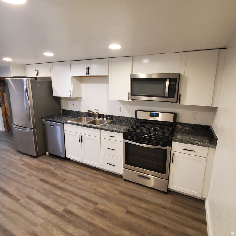 9926 S LANNAE DR Sandy, UT 84094