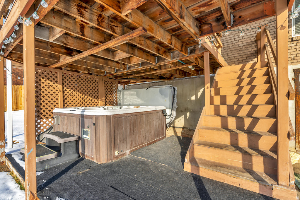 9926 S LANNAE DR Sandy, UT 84094
