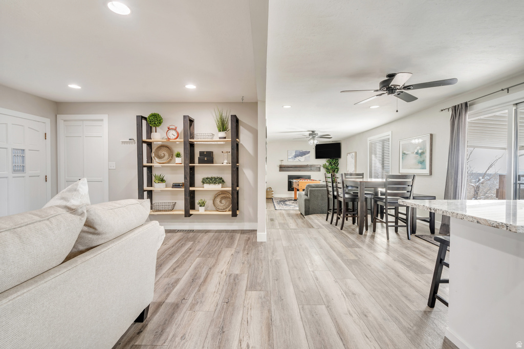 9926 S LANNAE DR Sandy, UT 84094