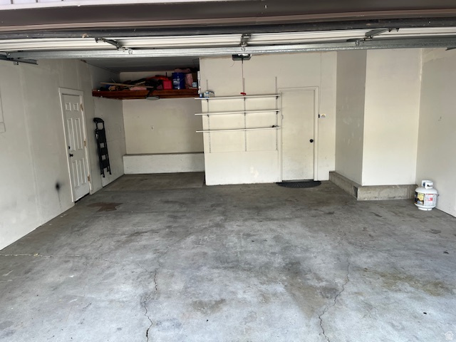 9926 S LANNAE DR Sandy, UT 84094