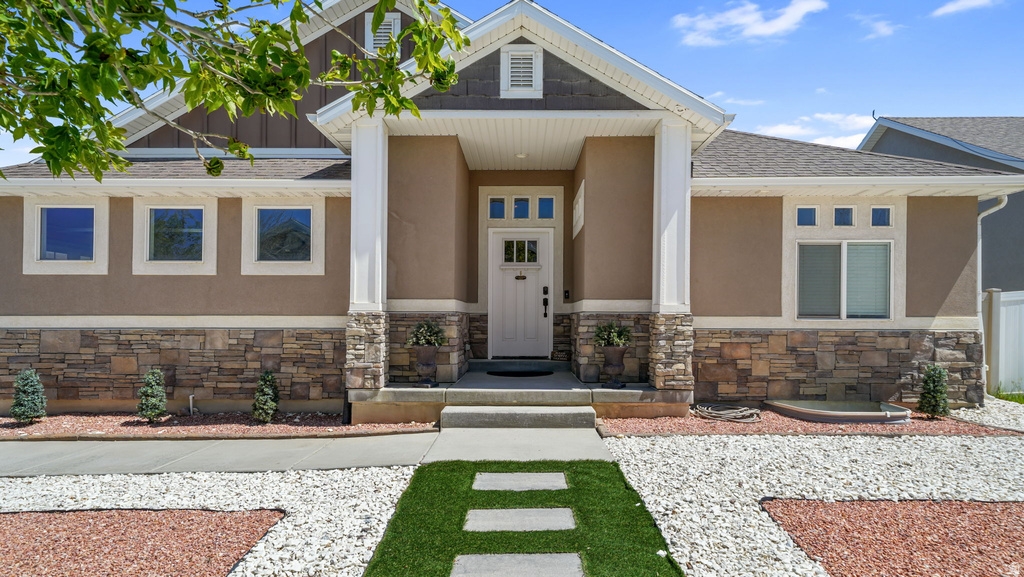 15163 S SKYFALL DR Bluffdale, UT 84065