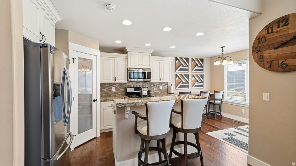 15163 S SKYFALL DR Bluffdale, UT 84065