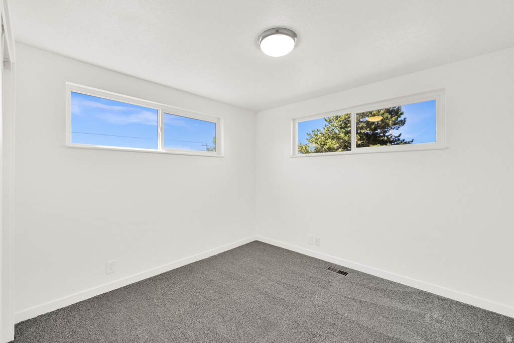 31 W GORDON AVE Layton, UT 84041