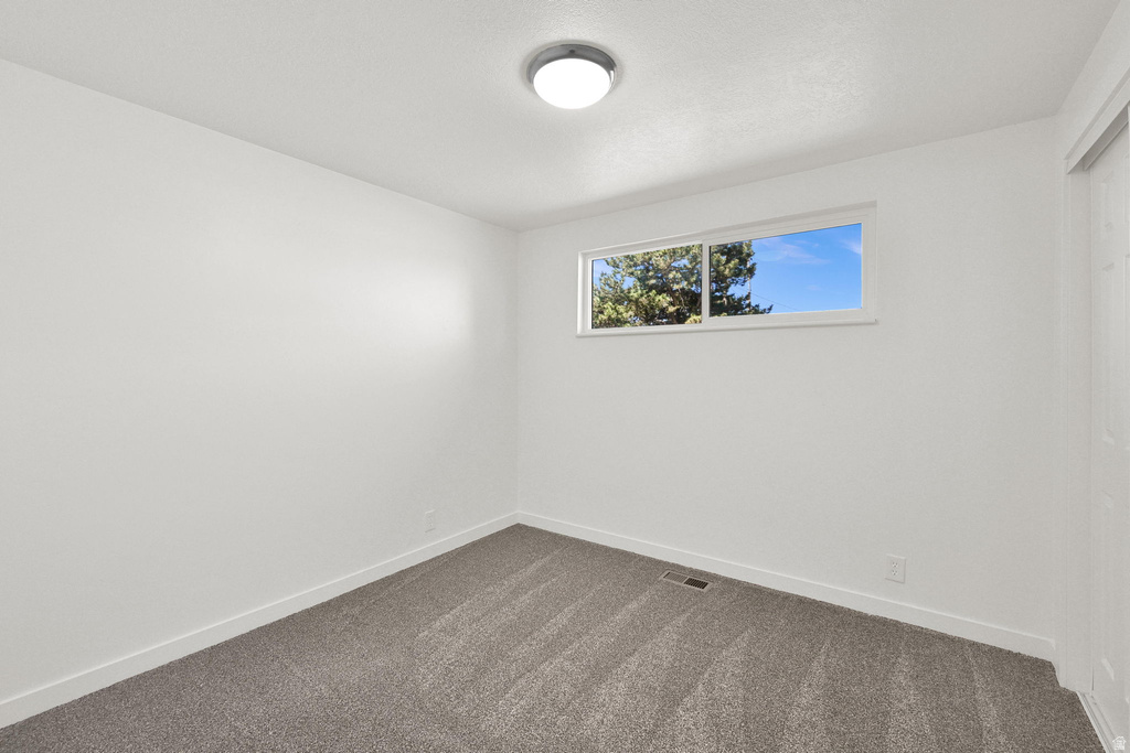 31 W GORDON AVE Layton, UT 84041