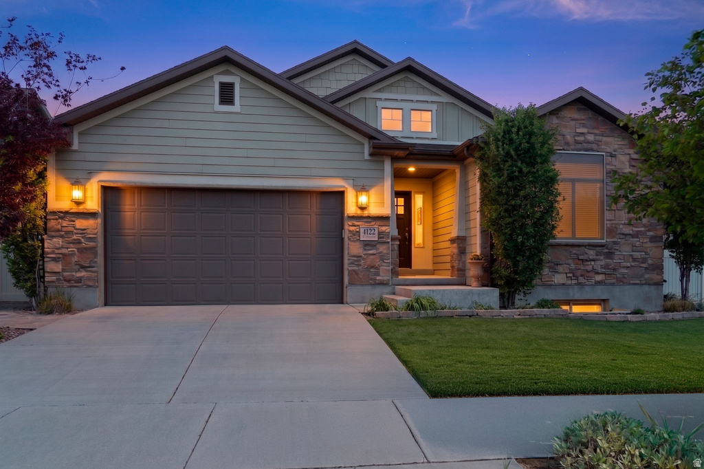 4122 W WALNUT CANYON LN South Jordan, UT 84009
