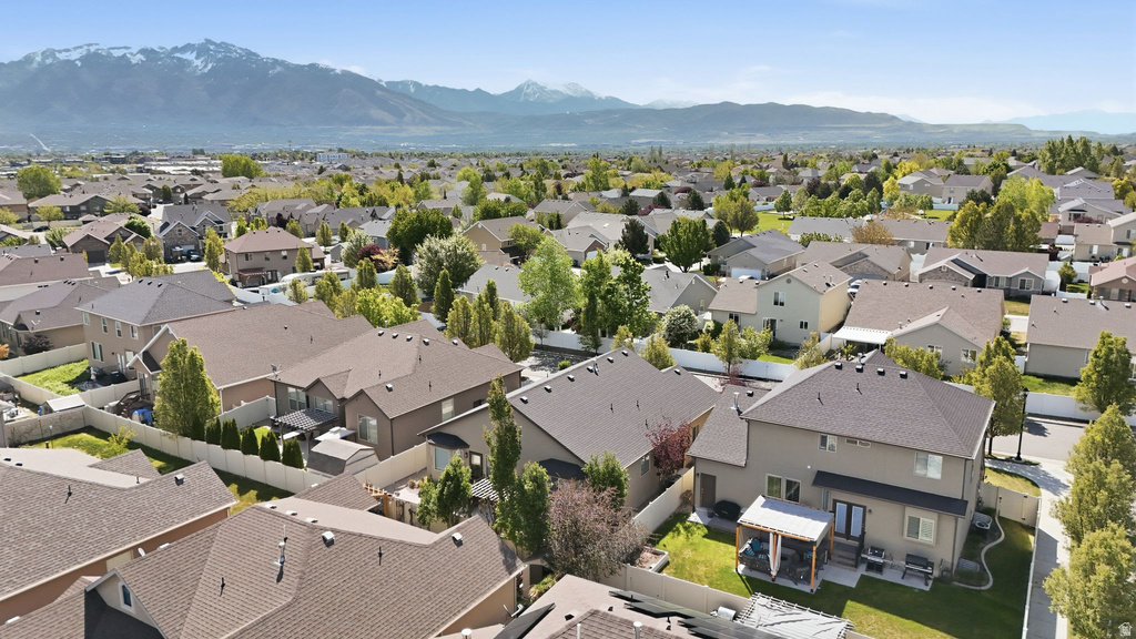 4122 W WALNUT CANYON LN South Jordan, UT 84009