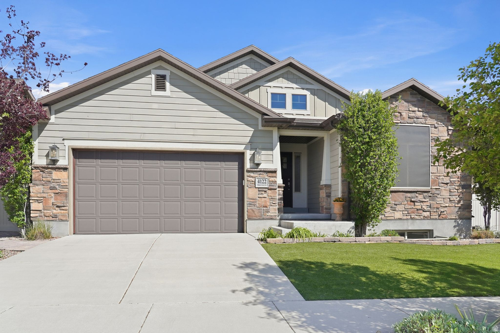 4122 W WALNUT CANYON LN South Jordan, UT 84009