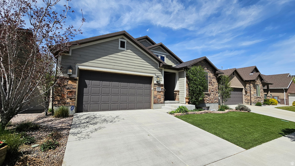 4122 W WALNUT CANYON LN South Jordan, UT 84009