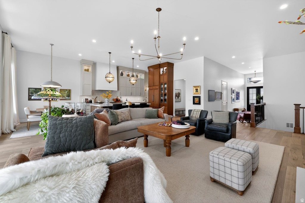 1052 W REINING WAY Riverton, UT 84065