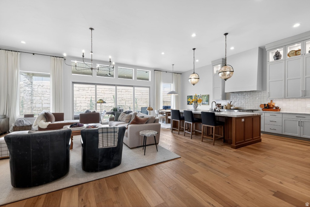 1052 W REINING WAY Riverton, UT 84065