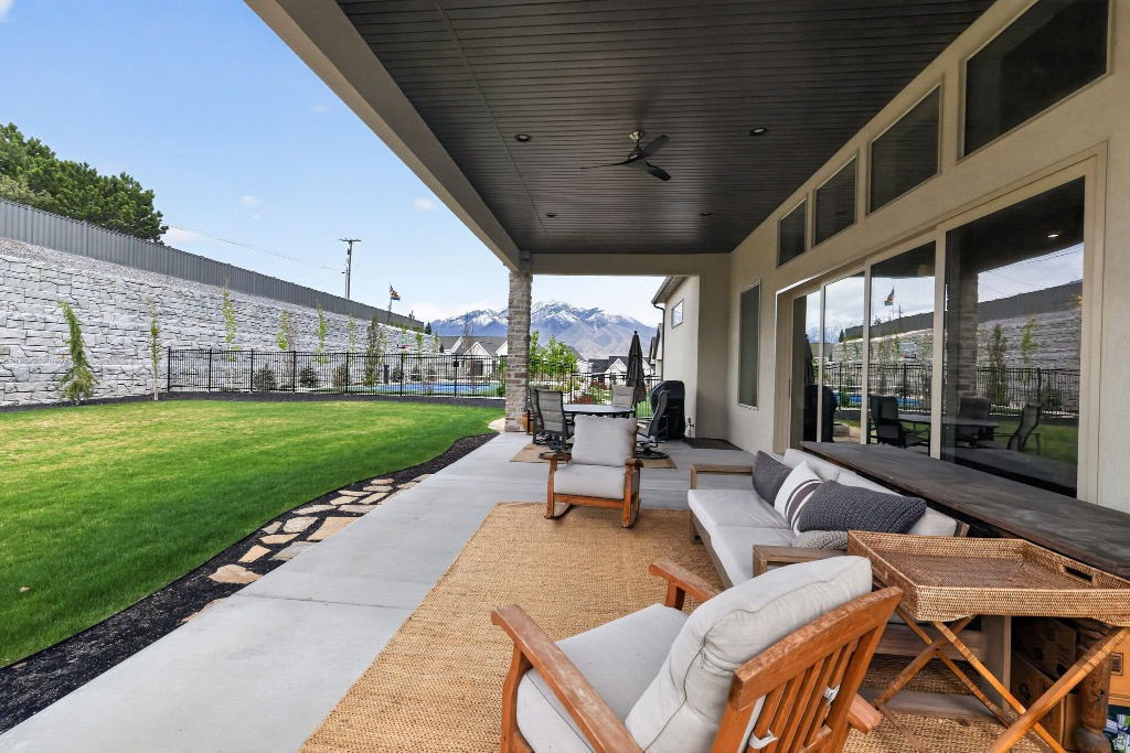 1052 W REINING WAY Riverton, UT 84065
