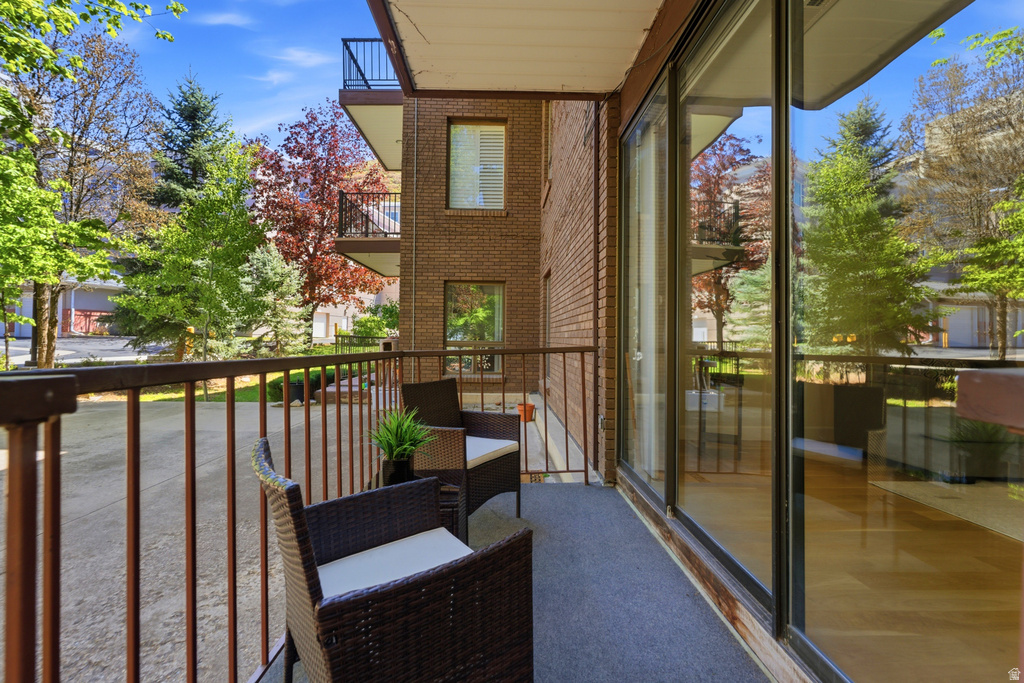 939 S DONNER WAY #111 Salt Lake City, UT 84108