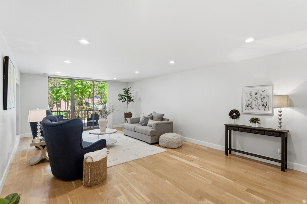 939 S DONNER WAY #111 Salt Lake City, UT 84108