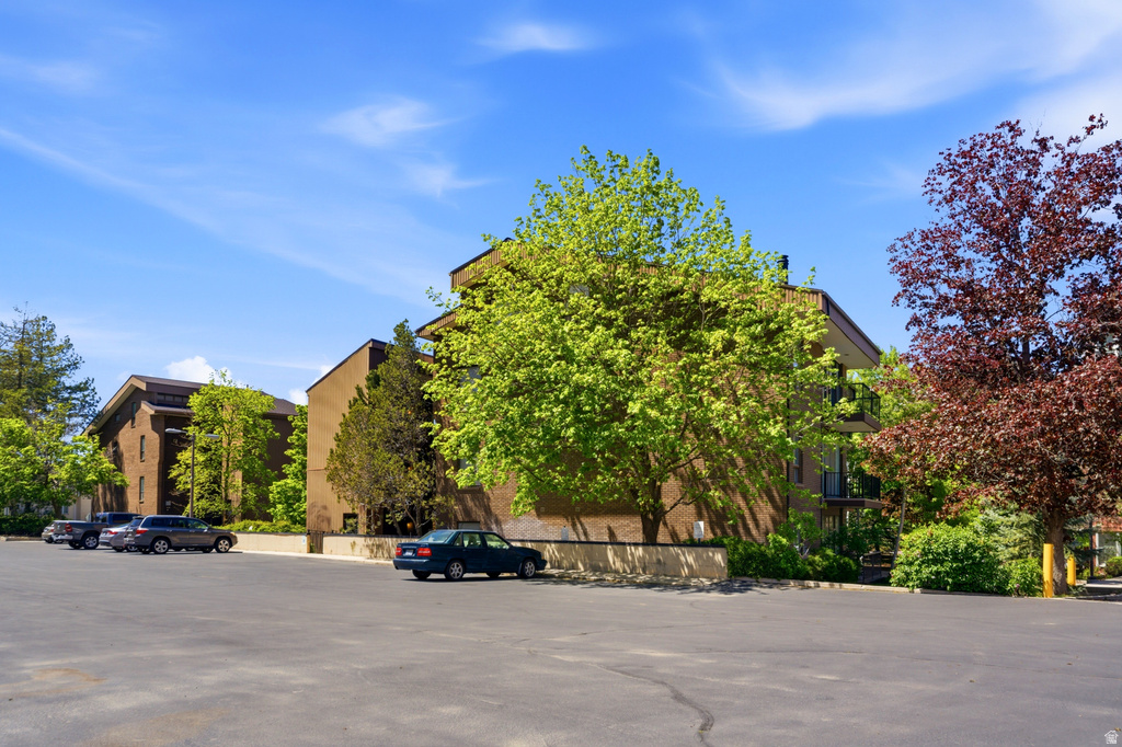 939 S DONNER WAY #111 Salt Lake City, UT 84108