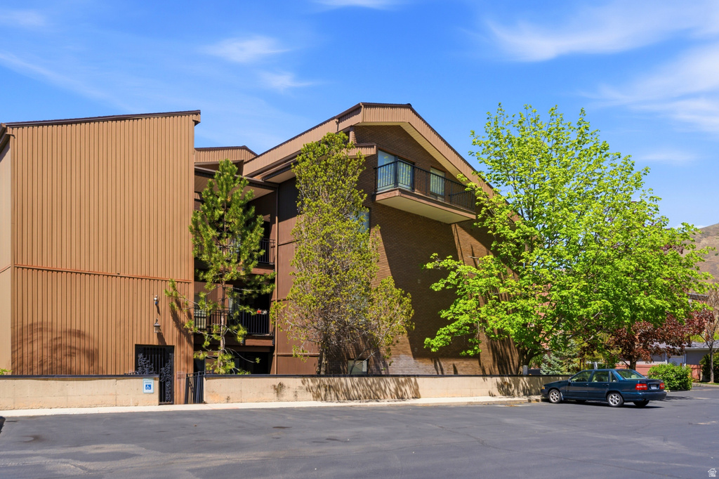 939 S DONNER WAY #111 Salt Lake City, UT 84108