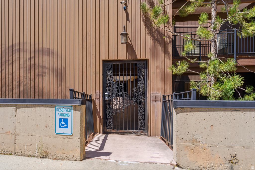 939 S DONNER WAY #111 Salt Lake City, UT 84108