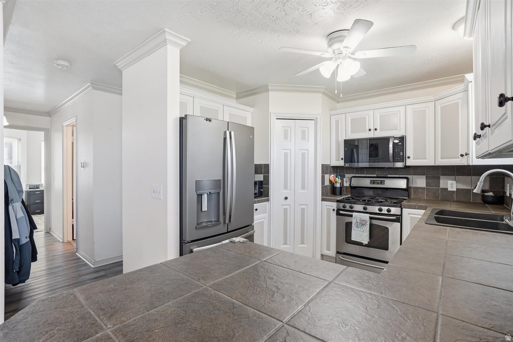 845 N 275 W Bountiful, UT 84010
