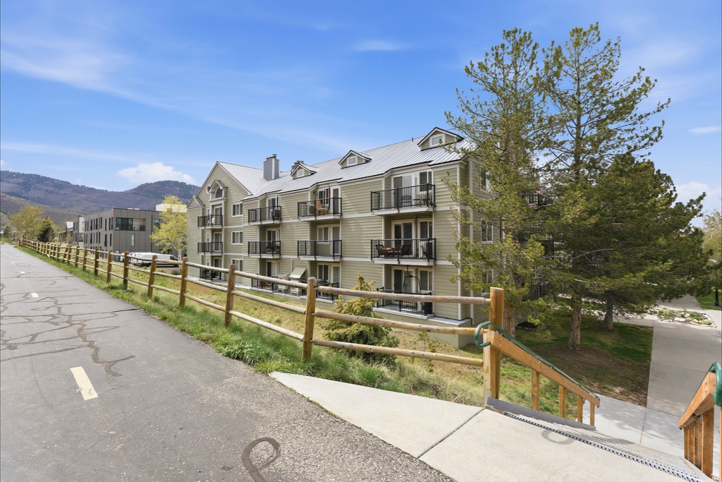 1885 PROSPECTOR AVE #A-10 Park City, UT 84060