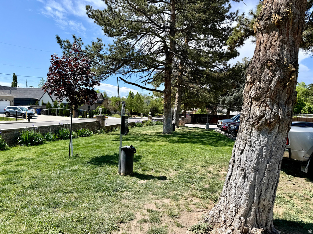 2220 E MURRAY HOLLADAY RD #18 Holladay, UT 84117