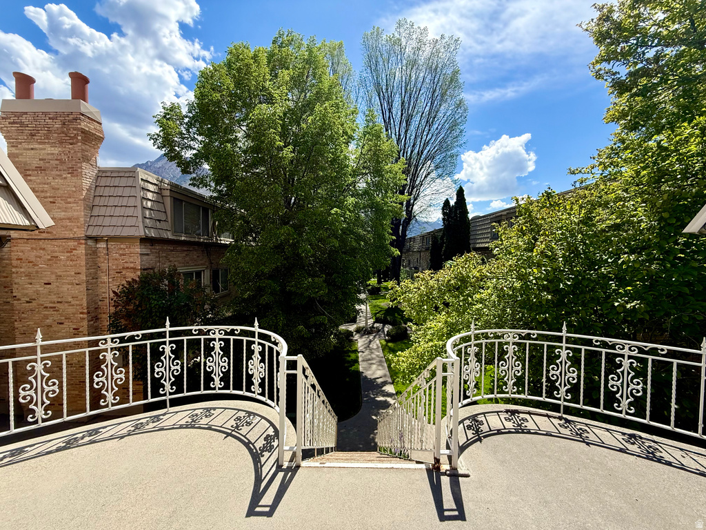 2220 E MURRAY HOLLADAY RD #18 Holladay, UT 84117