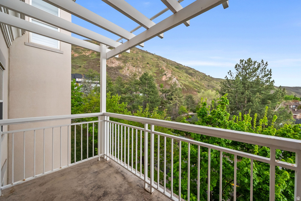 3075 E KENNEDY DR #403 Salt Lake City, UT 84108