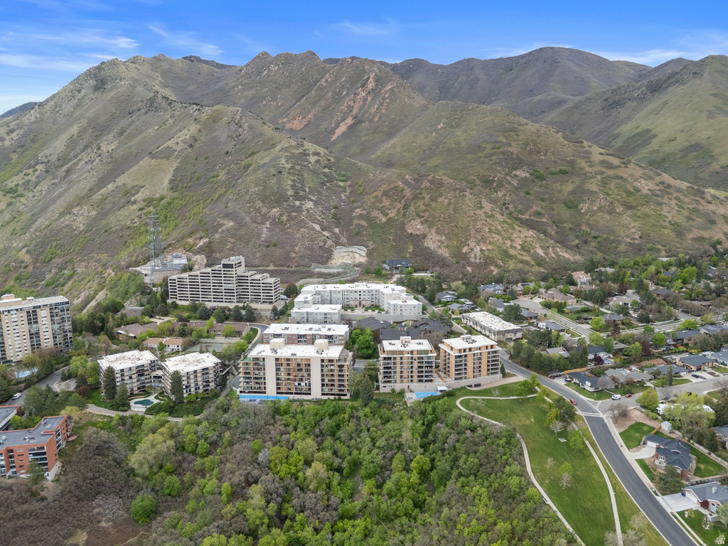 3075 E KENNEDY DR #403 Salt Lake City, UT 84108