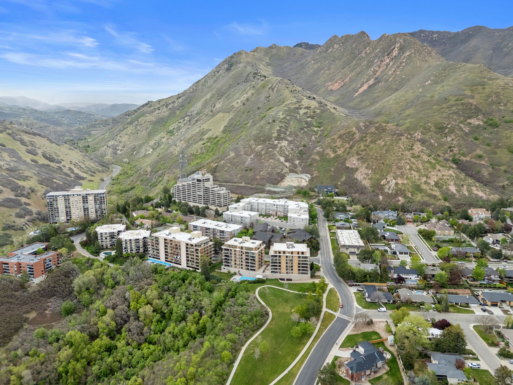 3075 E KENNEDY DR #403 Salt Lake City, UT 84108
