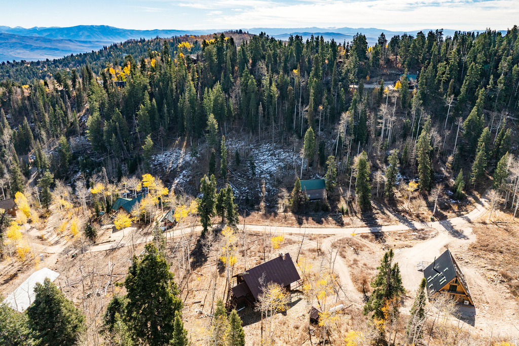 1853 PINE LOOP RD Coalville, UT 84017